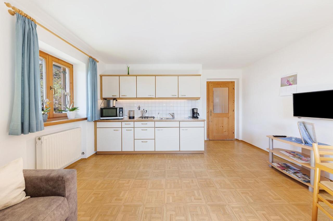 Moar Im Rumsein - Apt Etschblick San Genesio Atesino Exterior foto